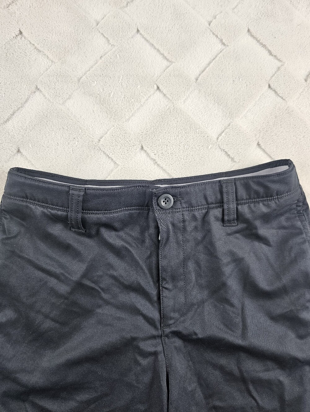 Under Armour Chino Shorts Youth 16 Boys Flat Front Black Stretchy - Picture 2 of 7
